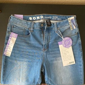 NWT Song Curvy high rise skinny jeans 13/31